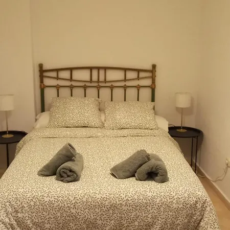 Comfortable And Cozy In The Center Of